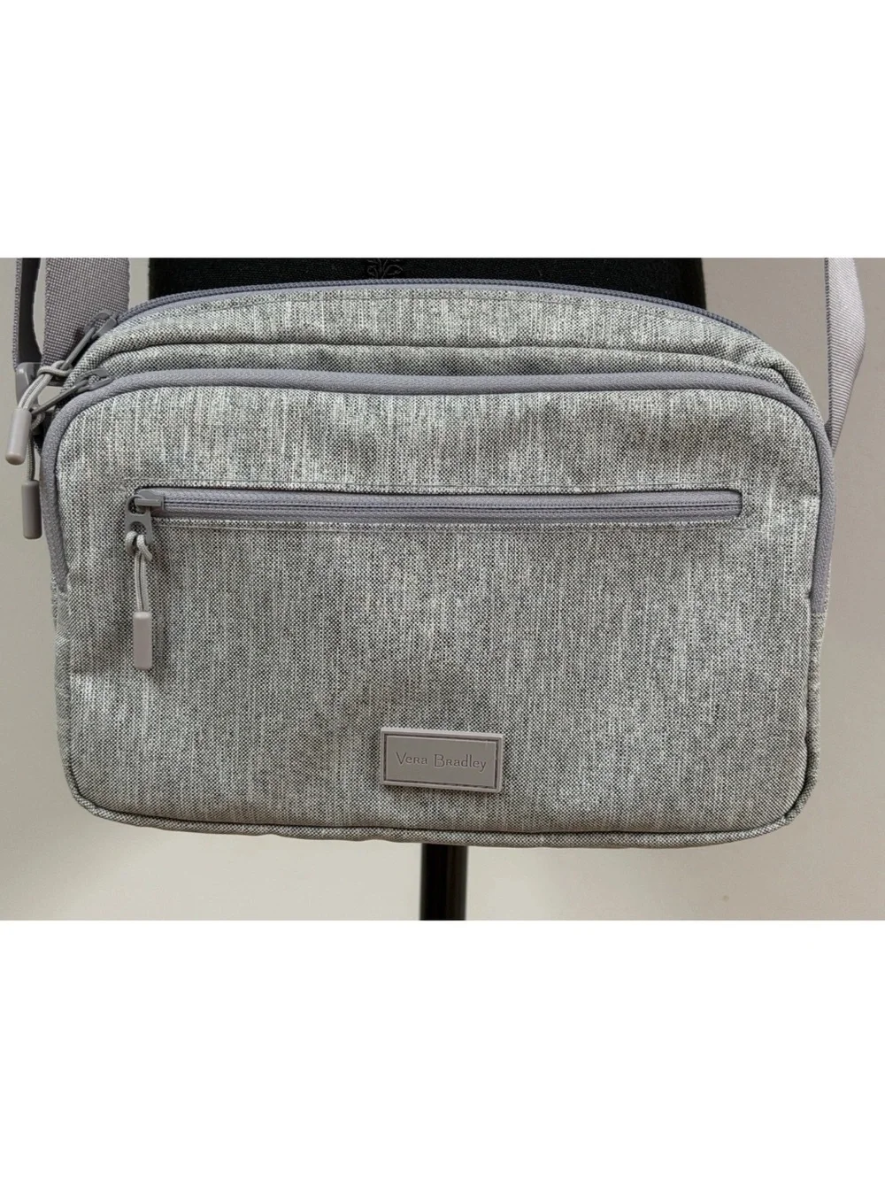 Vera Bradley Women’s Gray Adjustable Strap Multi-Compartment Crossbody Bag